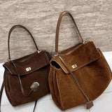 Bolsa Ramona em Camurça Sintética